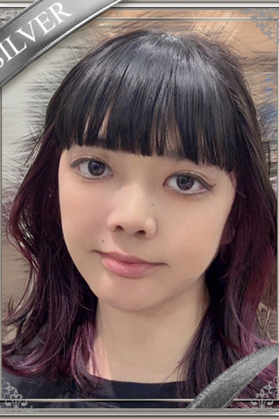 あみな